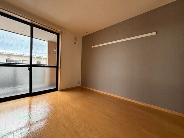 ストークコーポ大津茂の物件内観写真